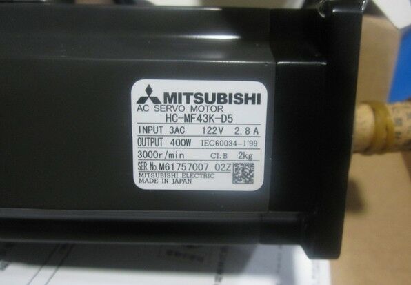 NEW MITSUBISHI AC SERVO MOTOR HC-MF43K-D5 INPUT 2.85AMP 122V