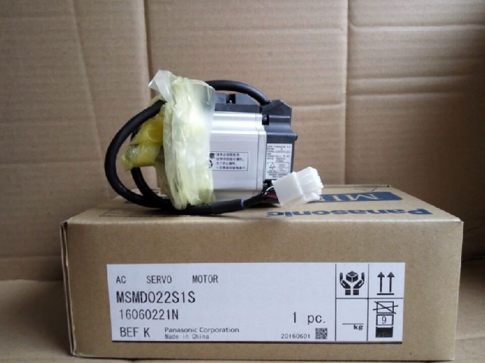 Brand NEW PANASONIC AC Servo motor MSMD022S1S in box