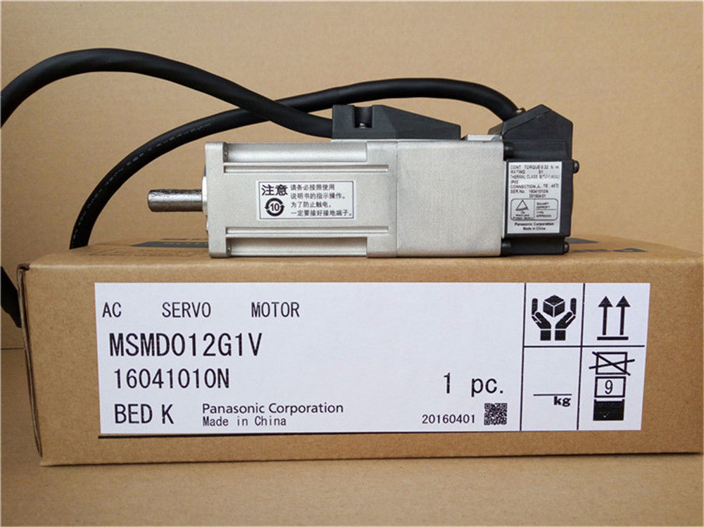 Original New PANASONIC AC Servo motor MSMD012G1V in box