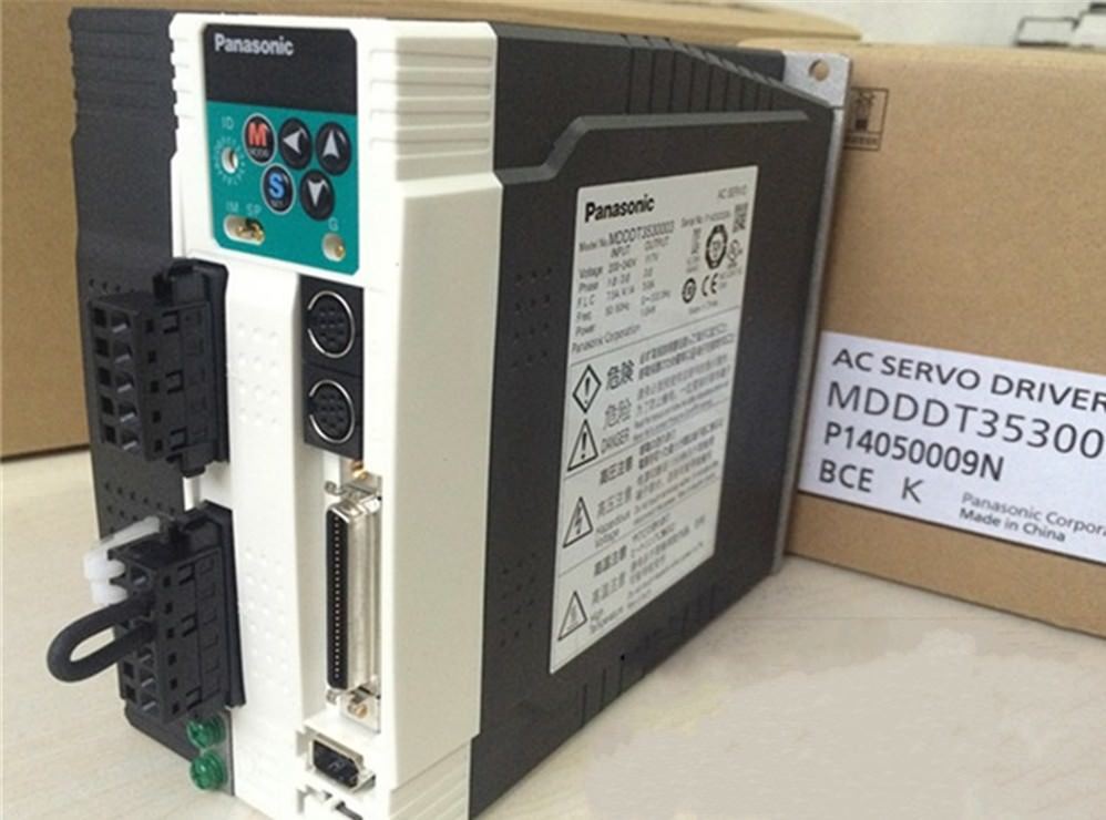 Brand New PANASONIC AC Servo drive MDDDT3530053 in box