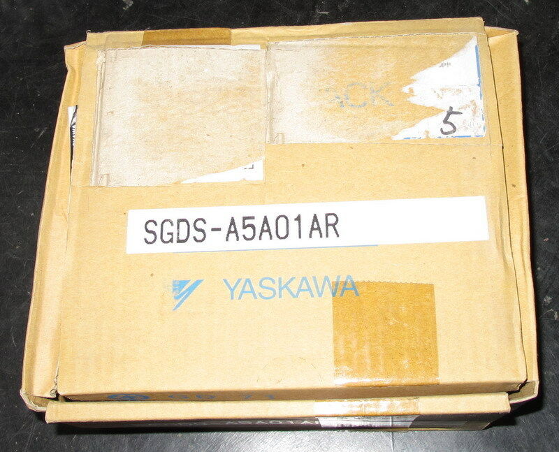 NEW ORIGINAL YASKAWA AC SERVO DRIVER SGDS-A5A01AR SHIPPING