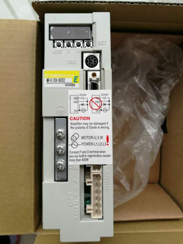 MITSUBISHI AC SERVO DRIVER MR-E-20A-QX002 NEW EXPEDITED SHIPPING