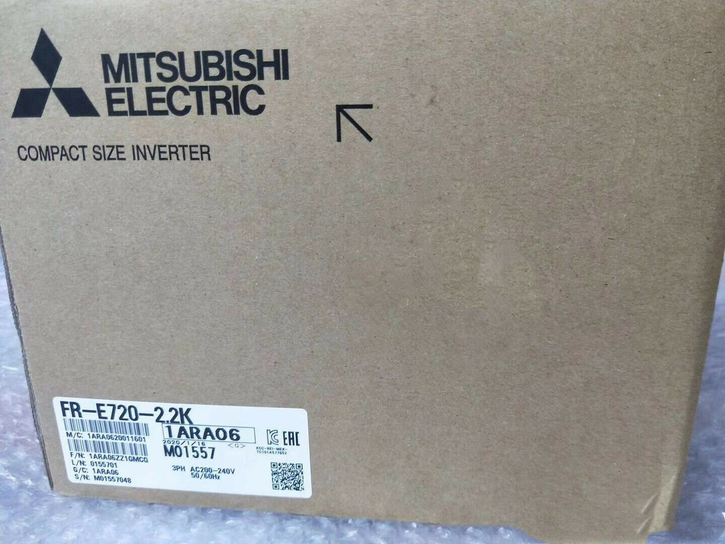 New MITSUBISHI FR-E720-2.2K 220V Capacity 2.2KW 3HP PLC inverter