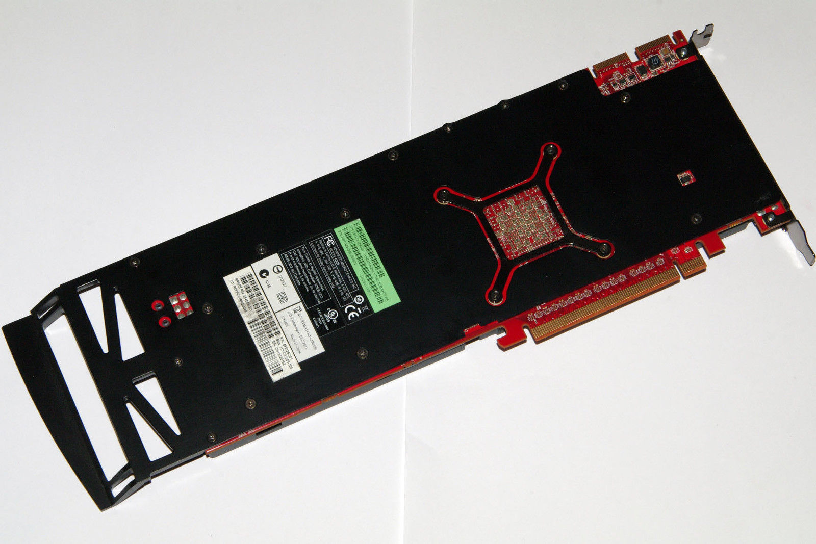 New AMD FirePro V7900 PCI-E 2GB GDDR5 RAM CAD/CGI/DCC Graphics Video Card 4xDP