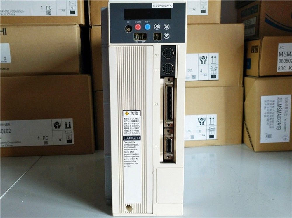 NEW Original Panasonic Servo Drives MDDA083A1A in box