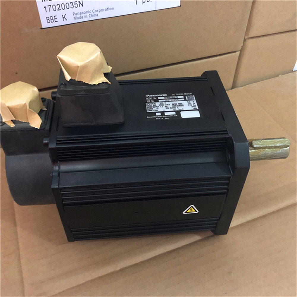 Original New PANASONIC AC Servo motor MHMA152A1G in box