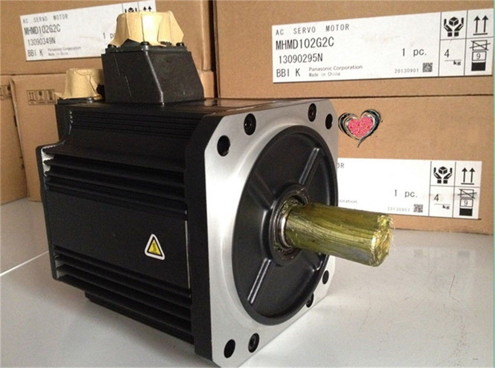 Original New PANASONIC AC Servo motor MHMA152P1G in box