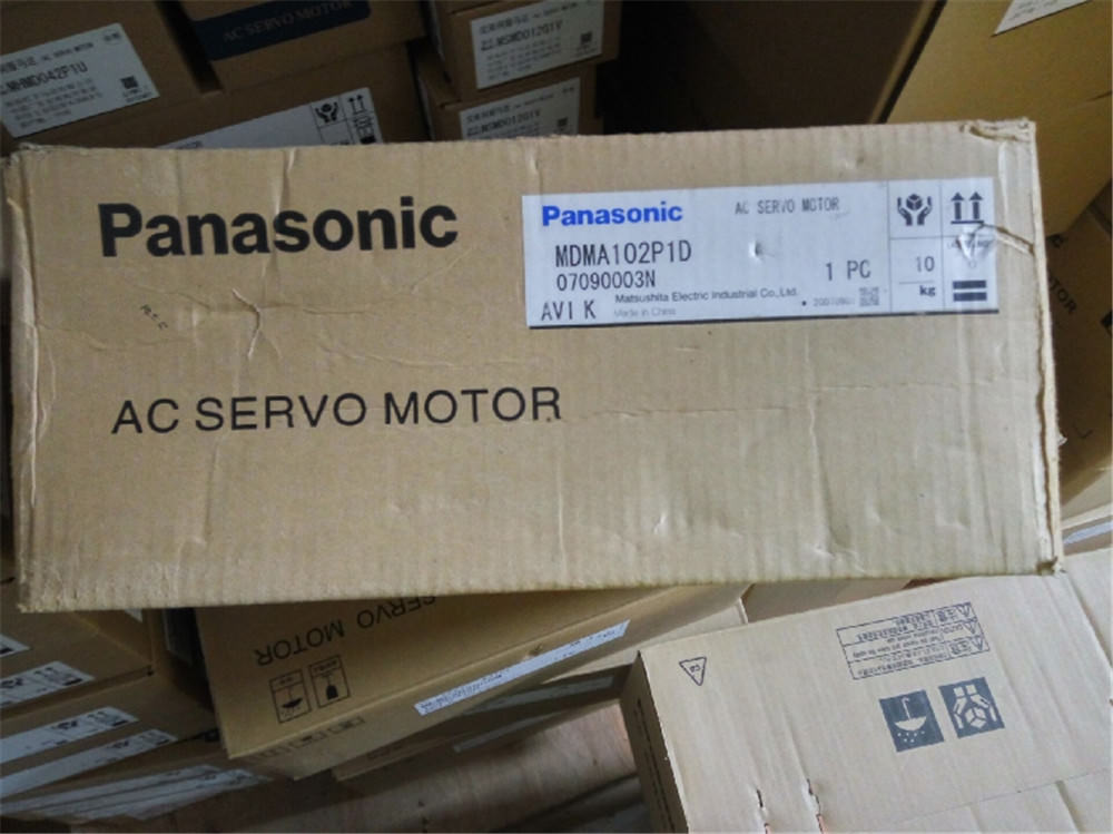 BRAND NEW PANASONIC AC Servo motor MDMA102P1D in box
