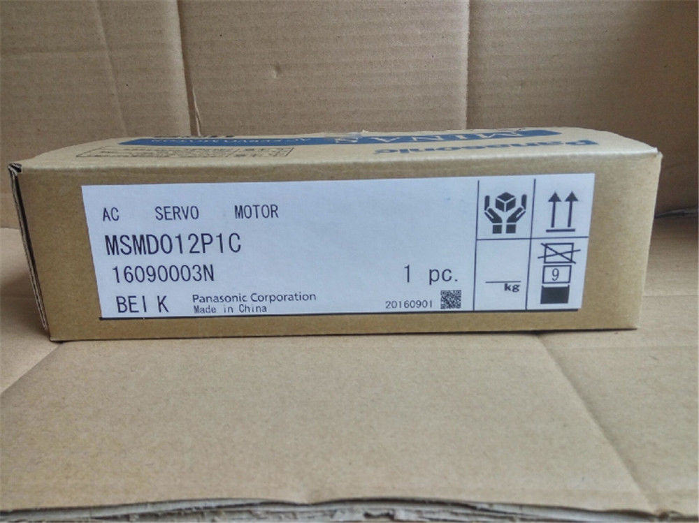 NEW PANASONIC AC servo motor MSMD012P1C A4 0.1kW 3000rpm in box