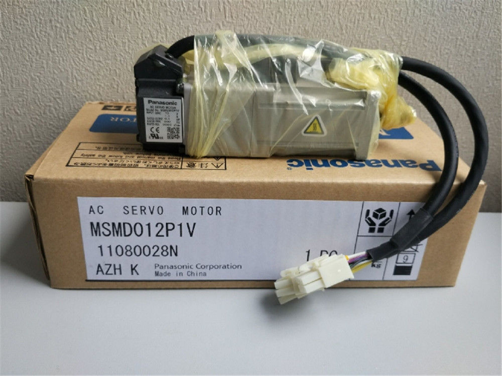 NEW PANASONIC AC servo motor MSMD012P1V in box 100W