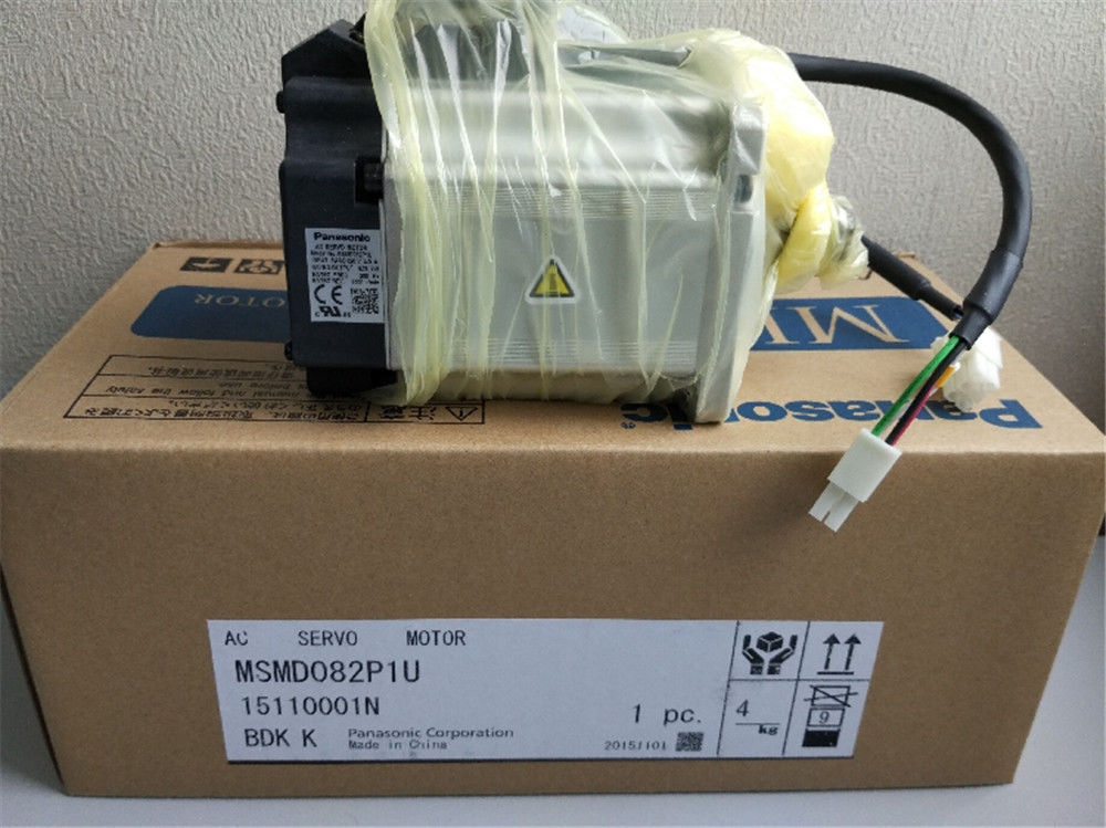 NEW Original PANASONIC Servo motor MSMD082P1U in box