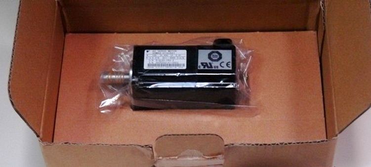 NEW&ORIGINAL Yaskawa Electric Sigma SGMAS-01A2A41 AC Servo Motor in box