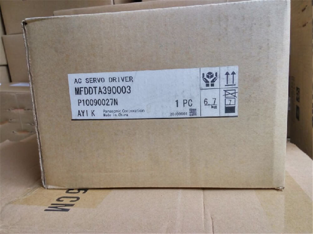 New Orignal PANASONIC AC Servo drive MFDDTA390003 In Box