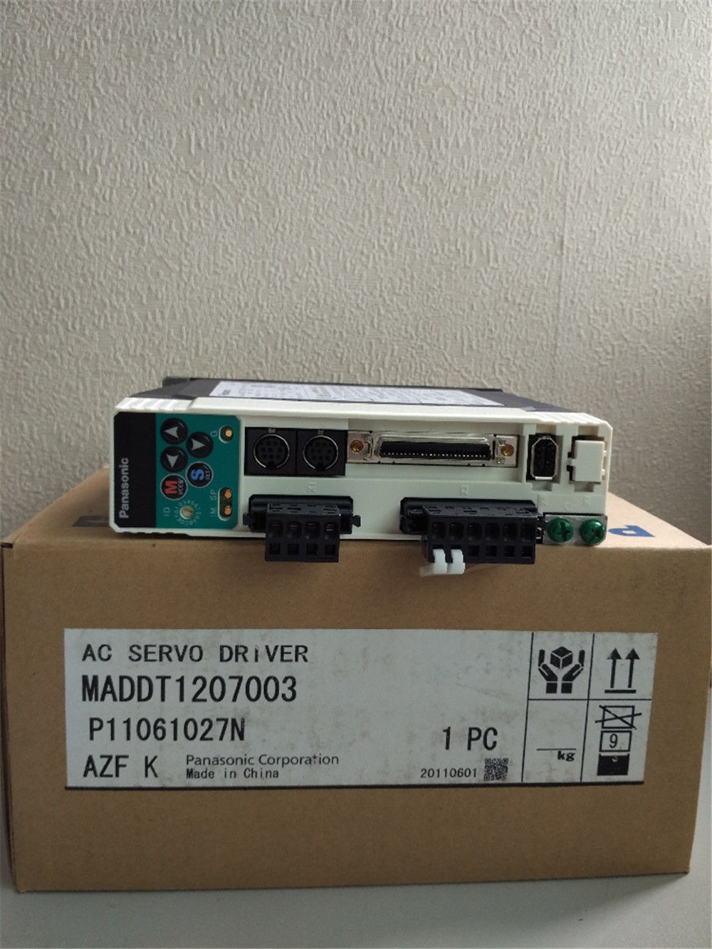 Brand NEW PANASONIC AC Servo drive MADDT1207003 in box