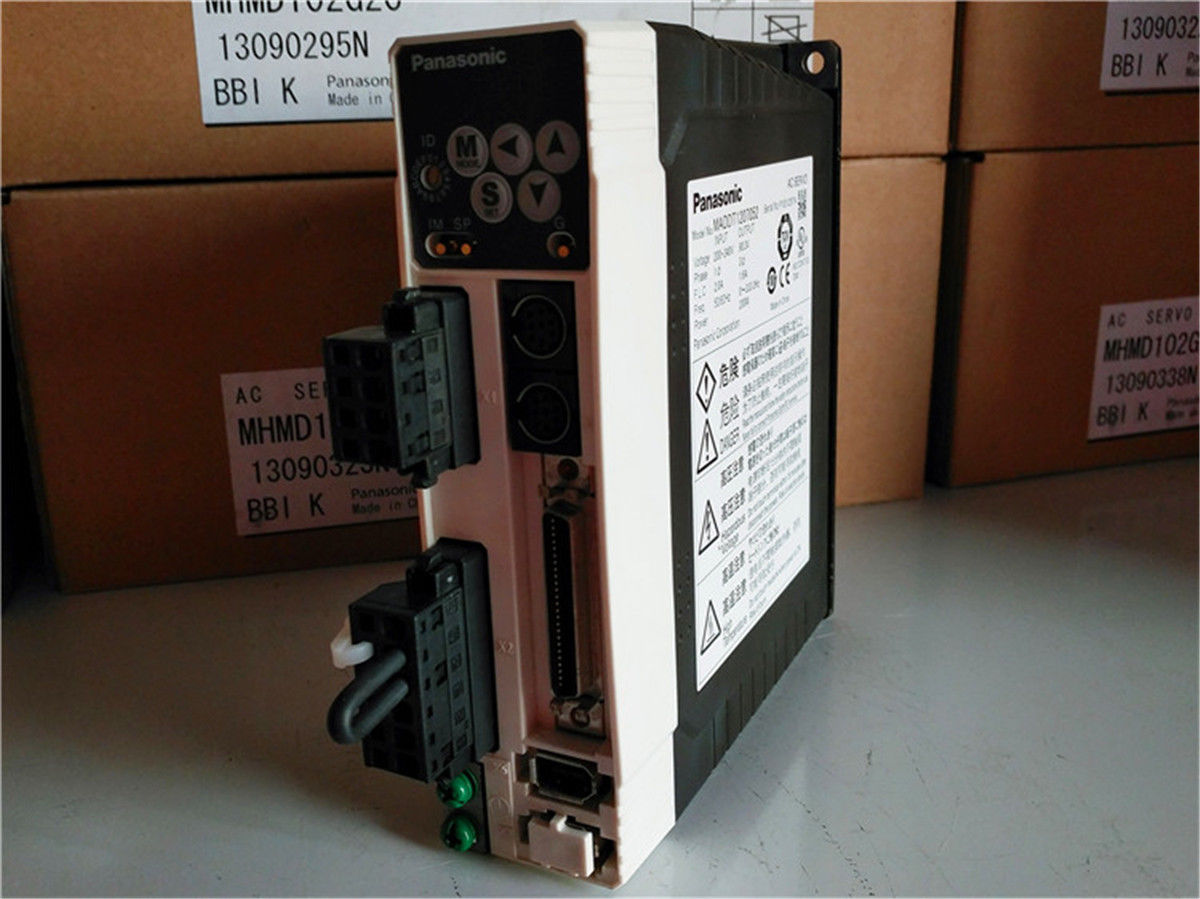 NEW PANASONIC AC Servo drive MADDT1207052 in box