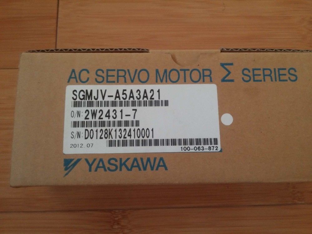 NEW&ORIGINAL YASKAWA AC SERVO MOTOR SGMJV-A5A3A21 SGMJVA5A3A21 in box